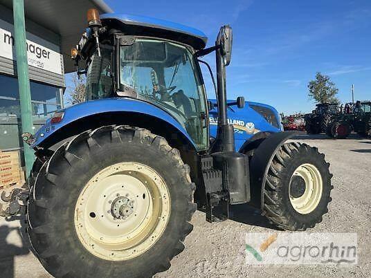 New Holland T7.210 Traktory