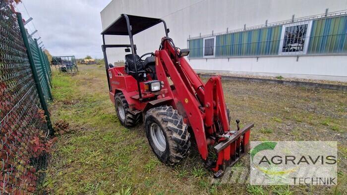 Schäffer 4048 Traktory