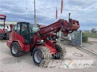 Schäffer 9330T Kolové nakladače