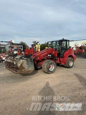 Schäffer 9630T Kolové nakladače
