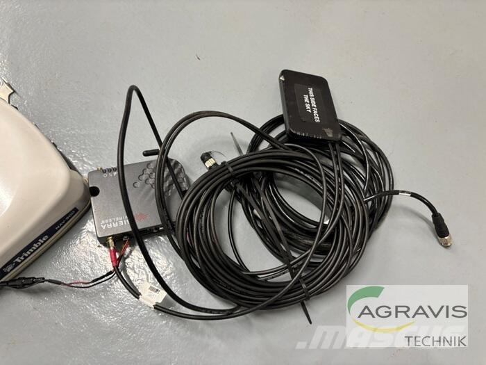 Trimble GFX-750 Další stroje a zařízení pro chov zemědělských zvířat