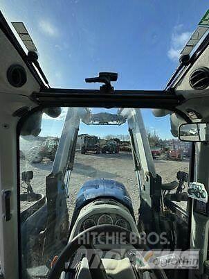 Valtra N134A Traktory