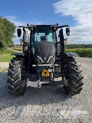 Valtra N135 DIRECT Traktory