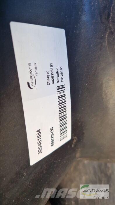 Vredestein 600/70R30 Pneumatiky, kola a ráfky