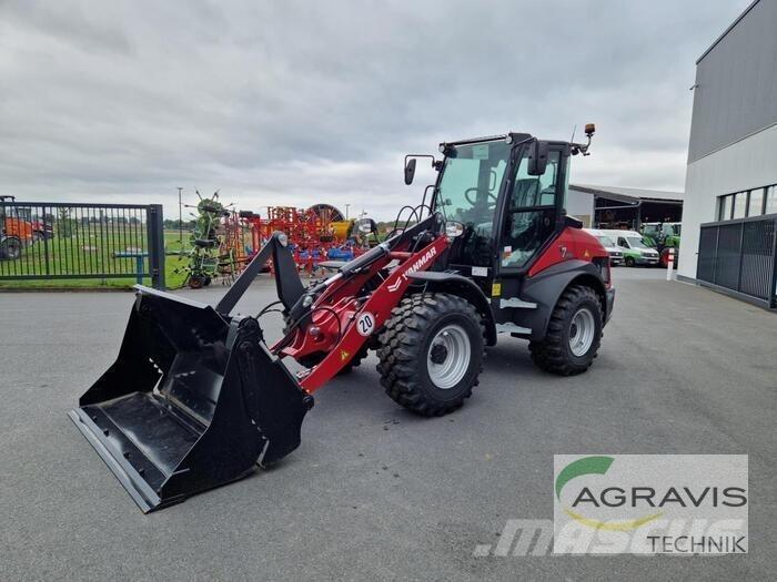 Yanmar V 7 Kolové nakladače
