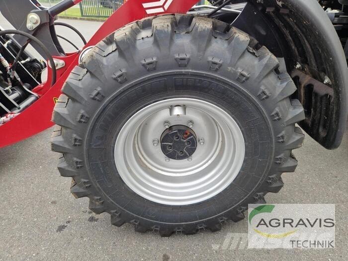 Yanmar V 7 Kolové nakladače