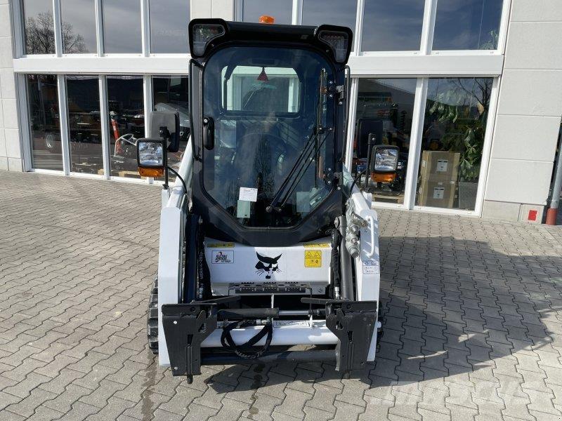 Bobcat T450 E Smykem řízené nakladače
