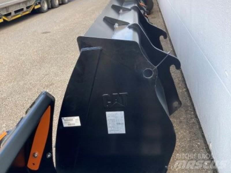 CAT 908 Kolové nakladače