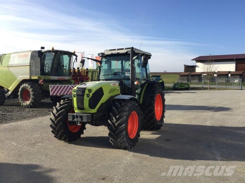 CLAAS AXOS 240 Traktory