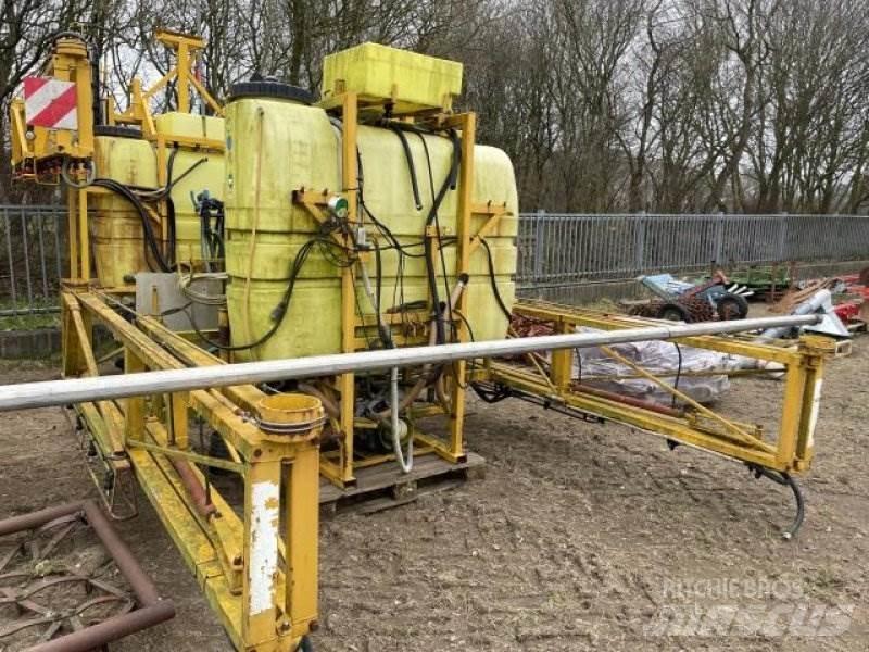 Dubex 1200l Rozmetadla chlévské mrvy