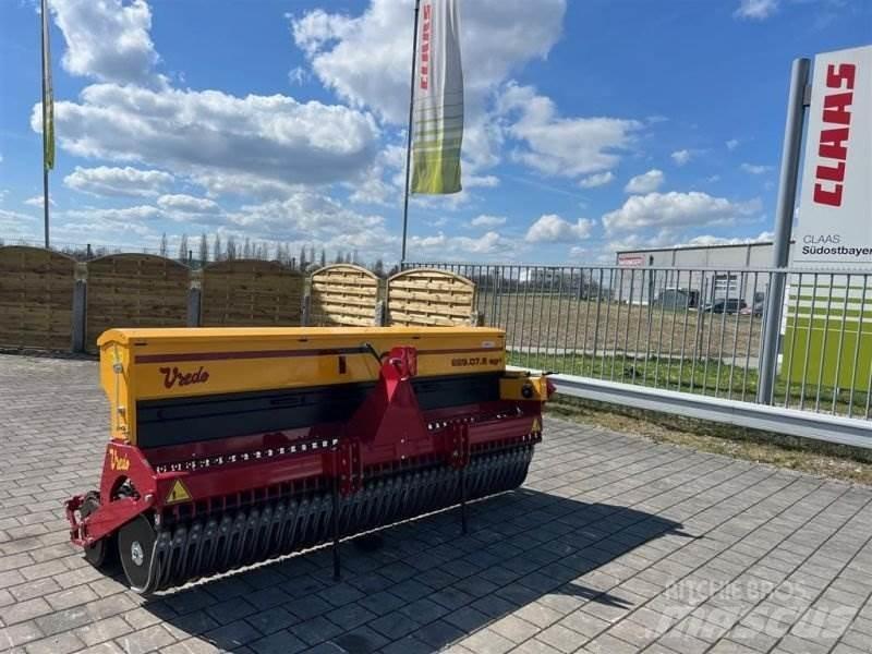  DX 229 Mechanické secí stroje