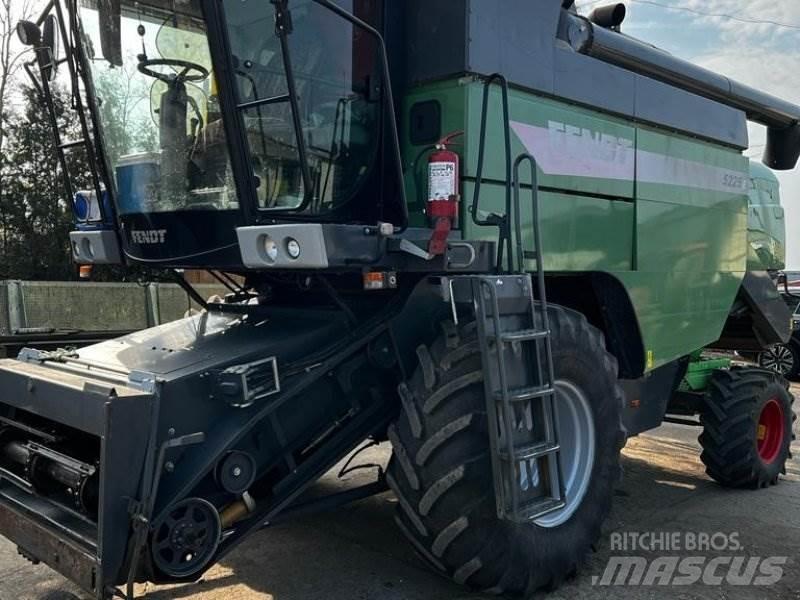 Fendt 5225 E Sklízecí mlátičky