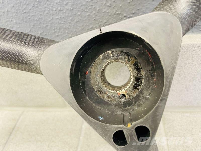 Fendt LENKRAD Traktory