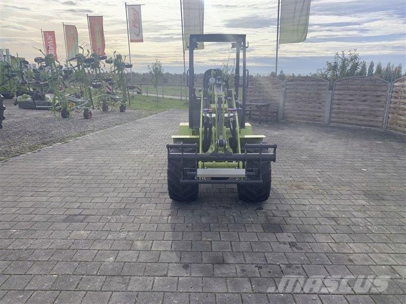 Fliegl 2527 Smykem řízené nakladače