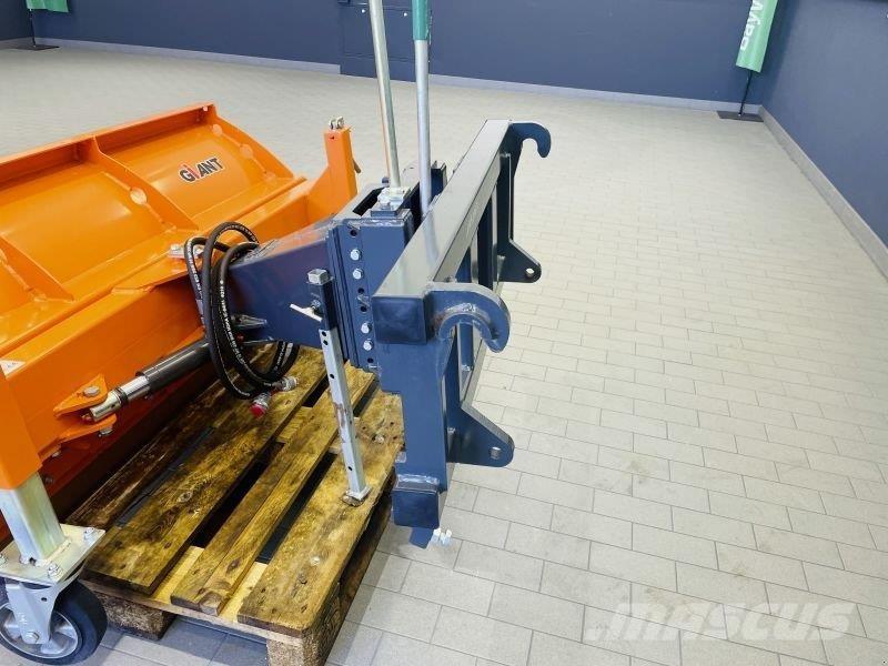 GiANT SK 180 Příslušenství předního nakladače