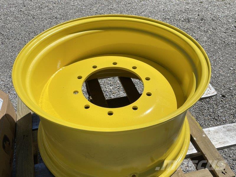 Grasdorf W15x28 Pneumatiky, kola a ráfky