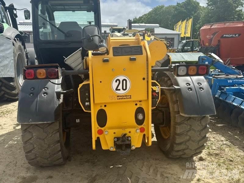 JCB 542-70 Teleskopické manipulátory