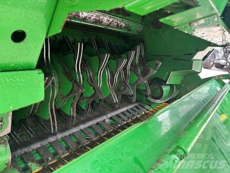 John Deere 623 Lis na válcové balíky