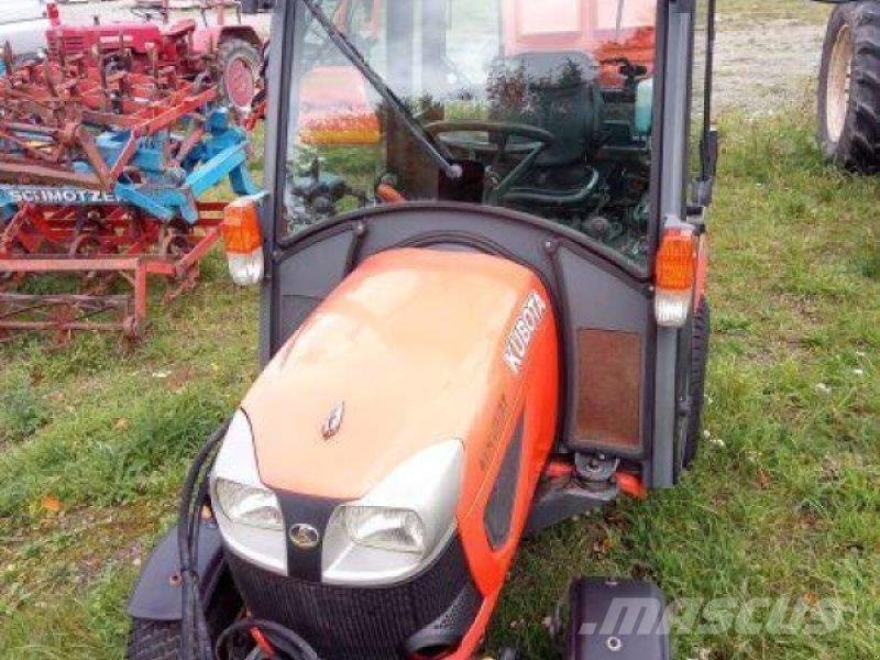 Kubota BX231 Kompaktní traktory