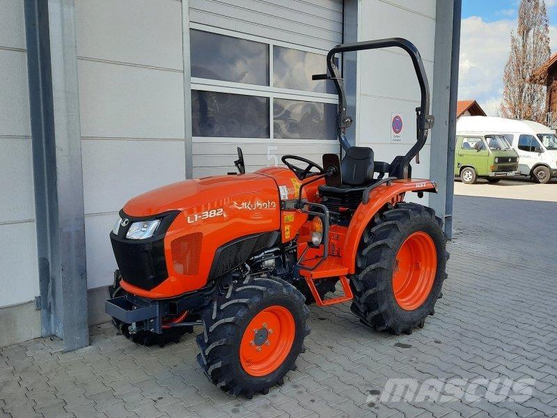 Kubota L1-382 Kompaktní traktory