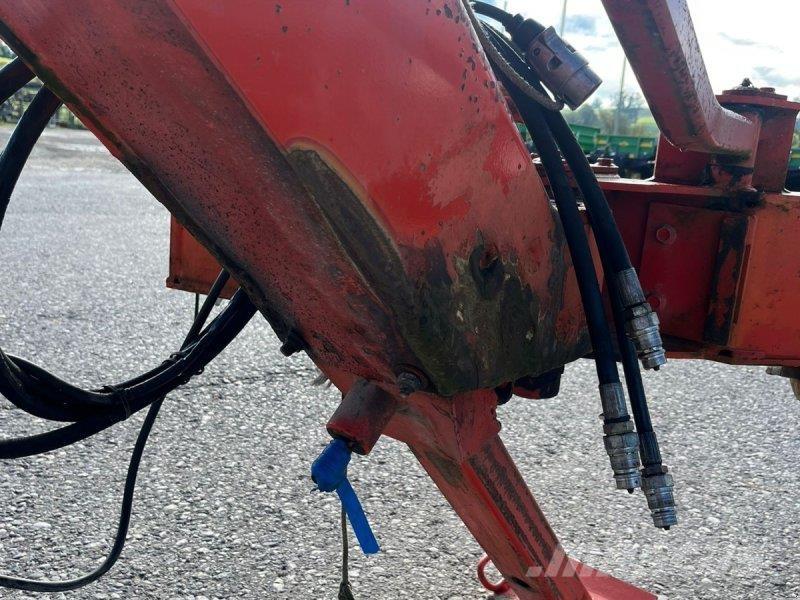 Kuhn GA7302DL Řádkovače