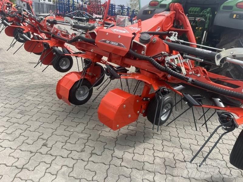 Kuhn GF 13003 Obraceče a shrabovače sena