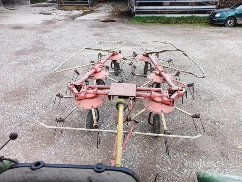 Kuhn GF 671 Obraceče a shrabovače sena