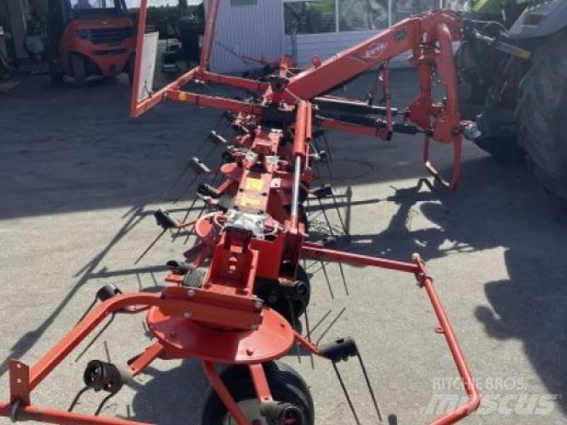 Kuhn GF 7702 Obraceče a shrabovače sena