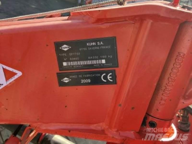 Kuhn GF 7702 Obraceče a shrabovače sena