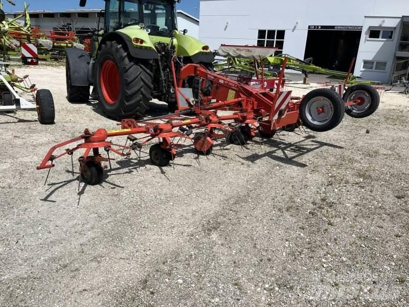Kuhn GF 8501 Obraceče a shrabovače sena