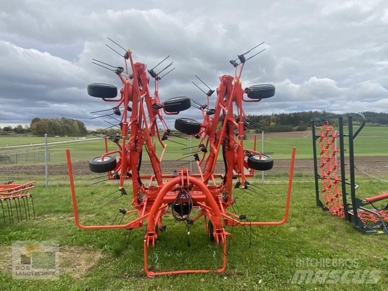 Kuhn GF 8700 Obraceče a shrabovače sena