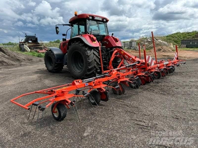 Kuhn GF 8712 Obraceče a shrabovače sena