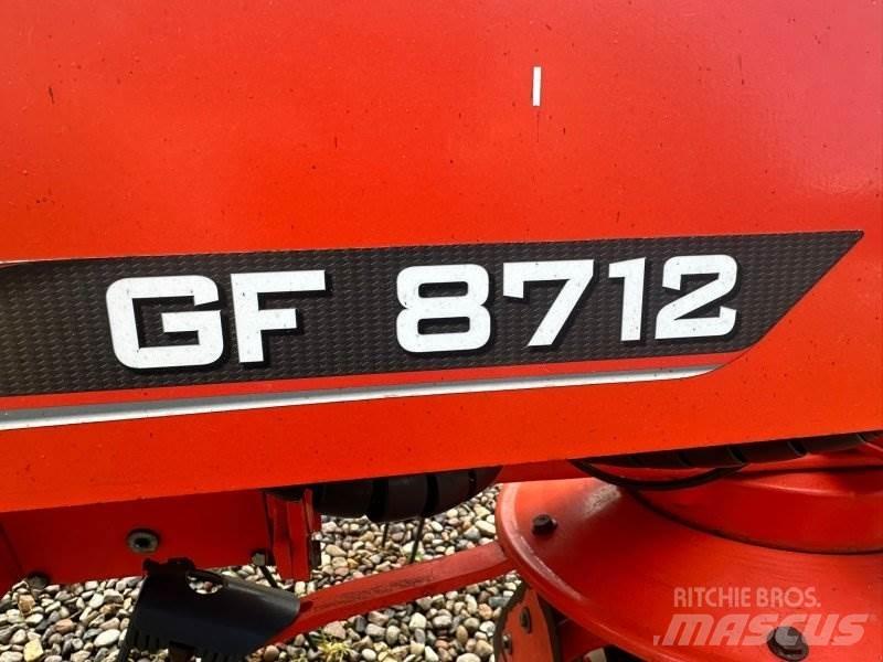 Kuhn GF 8712 Obraceče a shrabovače sena