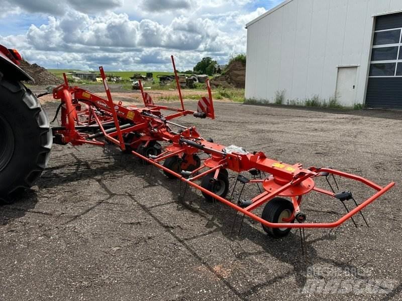 Kuhn GF 8712 Obraceče a shrabovače sena