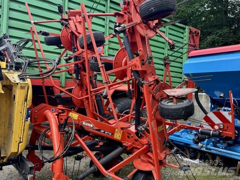 Kuhn GF 8712 Obraceče a shrabovače sena