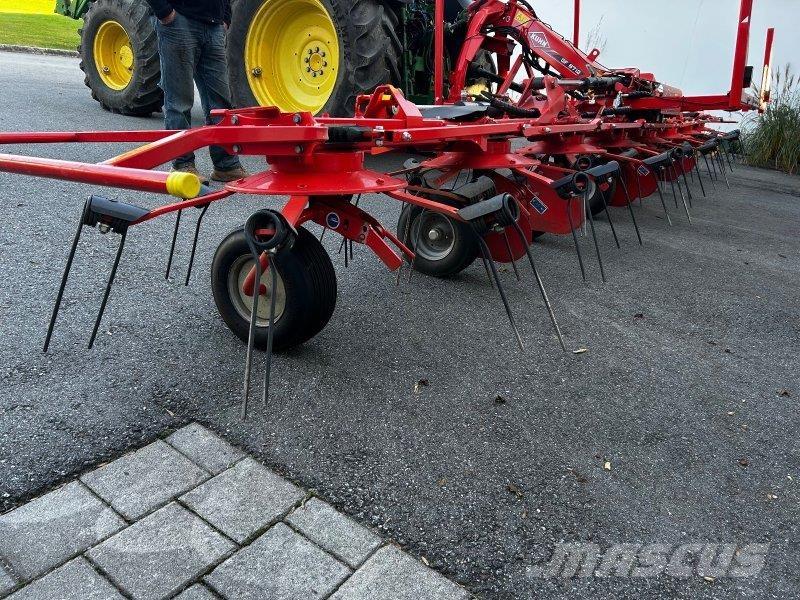 Kuhn GF 8712 Obraceče a shrabovače sena