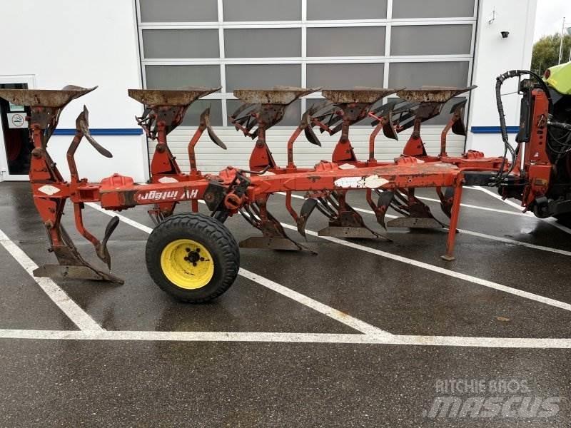 Kuhn HV 575 Konvenční pluh