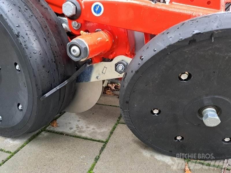 Kuhn Kosma TD Další secí stroje a příslušenství