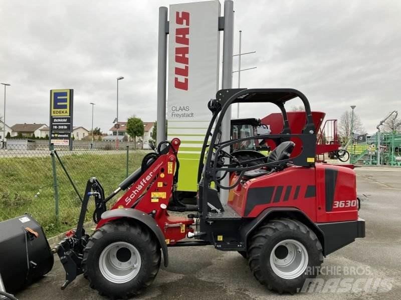 Schäffer 3630 Smykem řízené nakladače