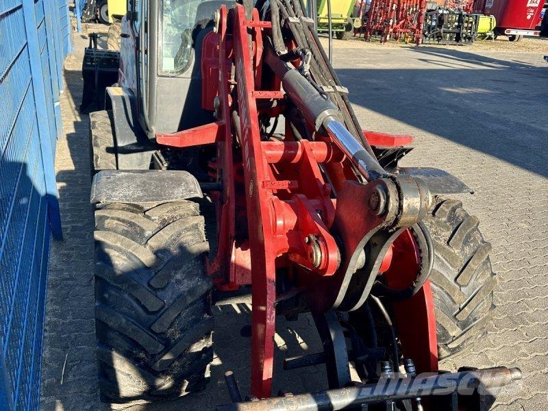 Schäffer 5680Z Kolové nakladače