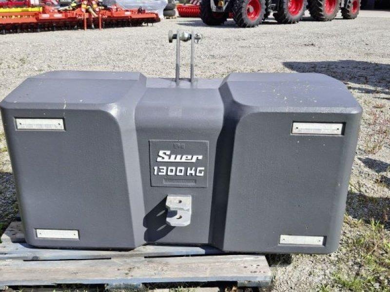  Suer SB 1300 Přední závaží