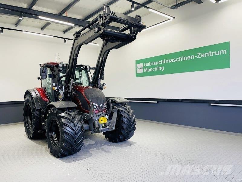 Valtra N175D Traktory