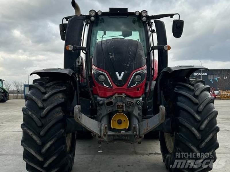 Valtra T234 A Traktory