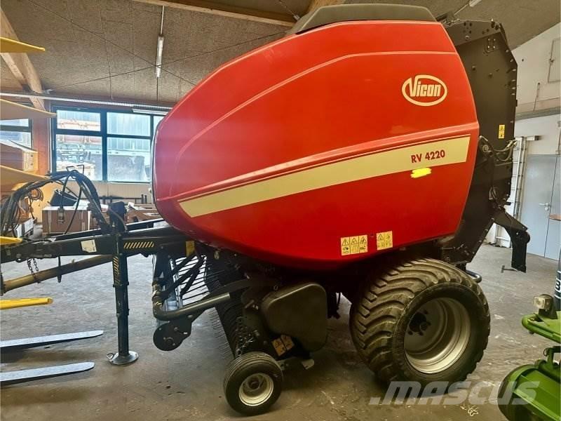Vicon RV 4220 Lis na válcové balíky