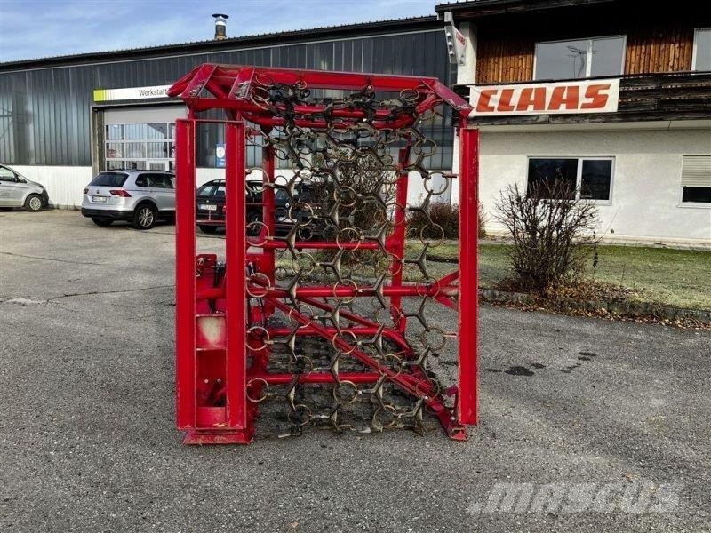  WIESENEGGE 8M Brány