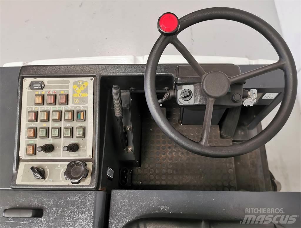 Fimap MAGNA 1300 Vnitřní zametací stroje