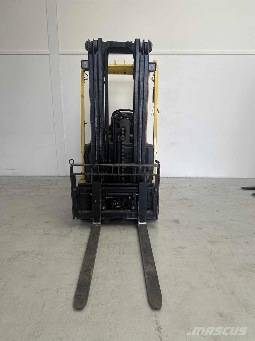 Hyster J1.8XMT Manipulace s materiálem – ostatní