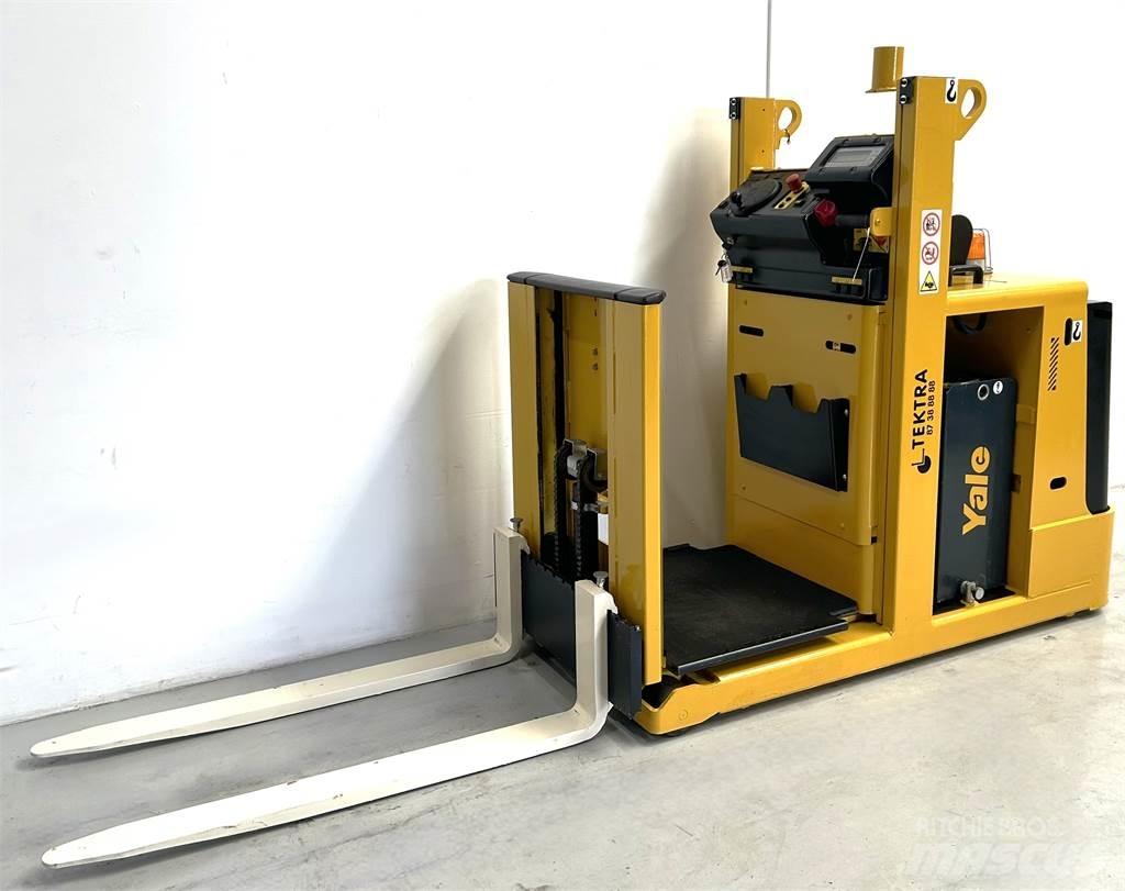 Hyster K1.0L Střednězdvižný vozík
