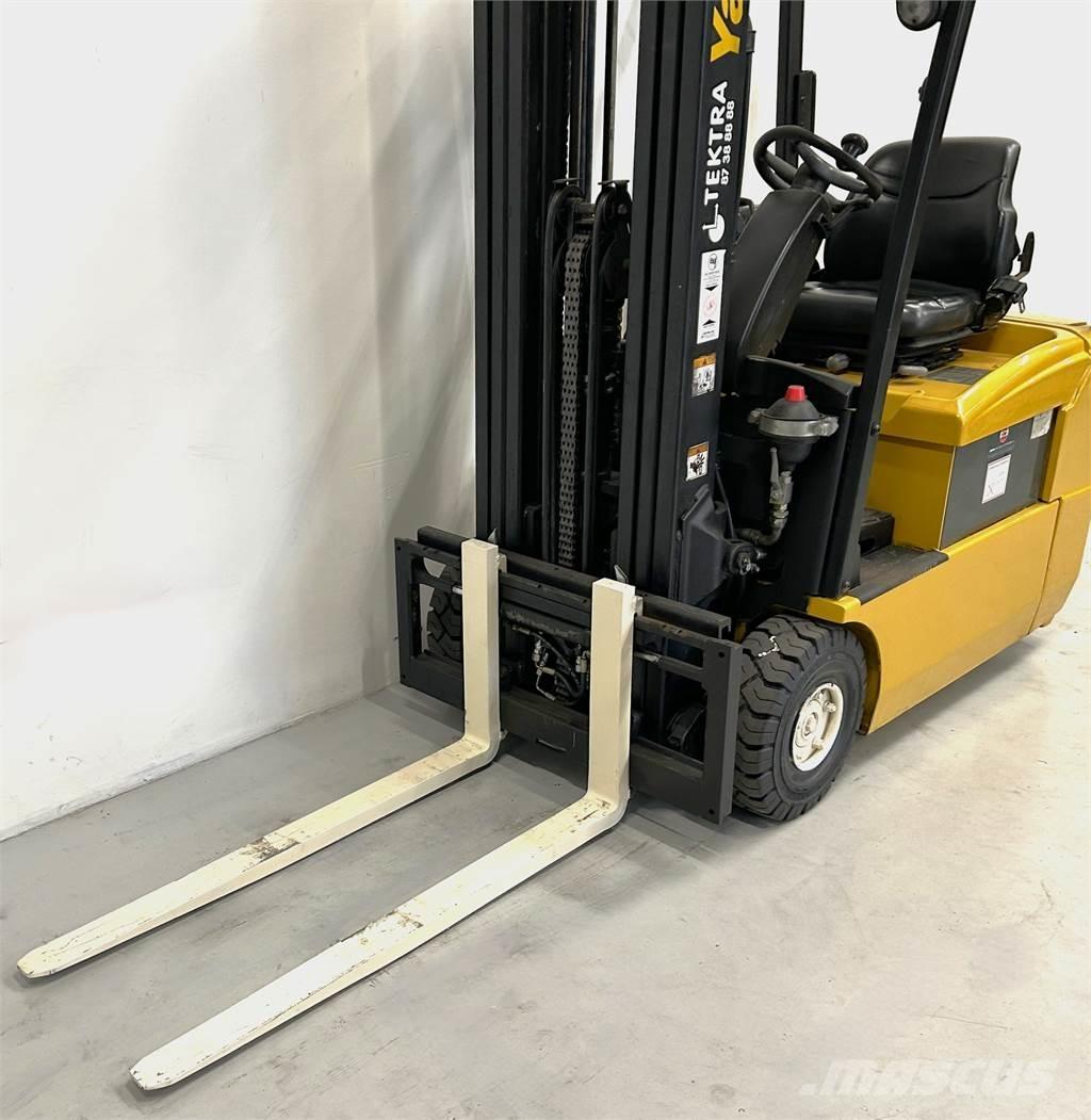Yale ERP16ATF AC (SWB) Akumulátorové vozíky