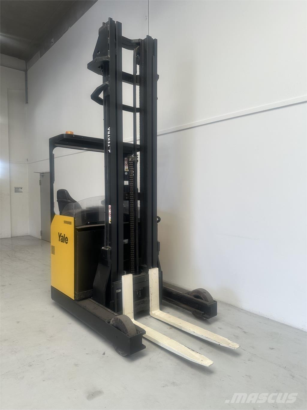 Yale MR16H Retraky